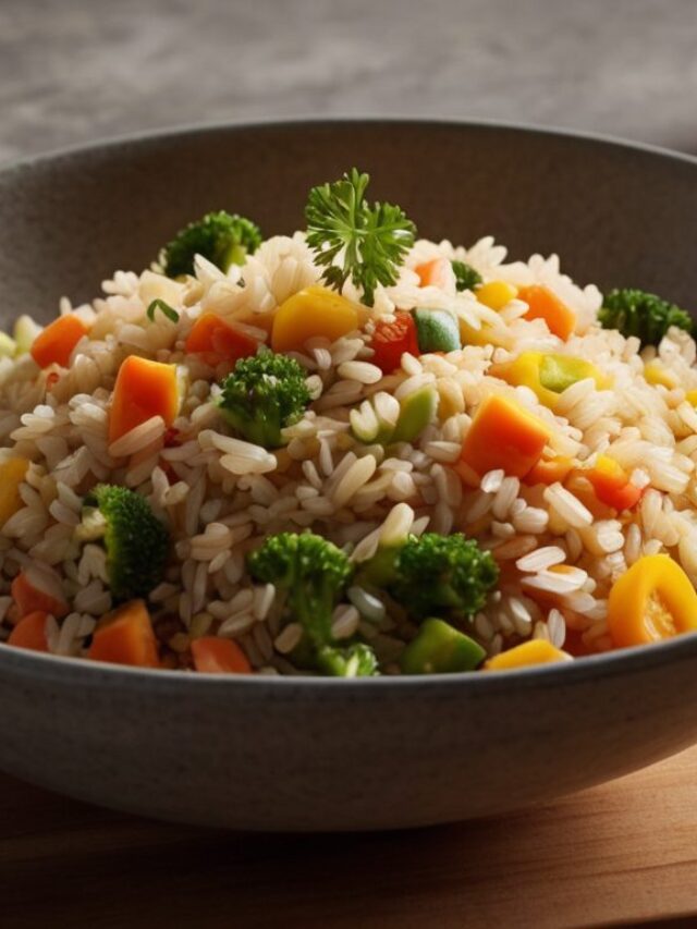 Surpreendente Arroz Integral com Legumes: Uma explosão de sabor e saúde! 🍚🥦